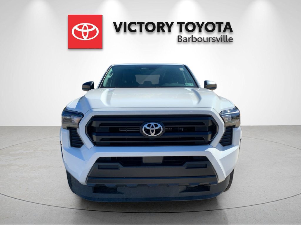 Used 2024 Toyota Tacoma SR RWD image 8