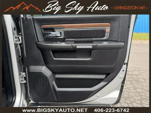 Used 2016 RAM 2500 Laramie w/ Convenience Group AWD/4WD image 23