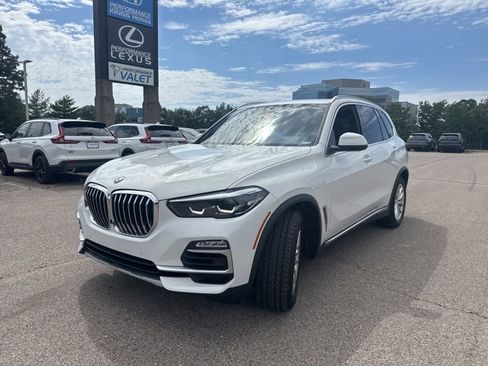 Used 2021 BMW X5 xDrive40i AWD/4WD image 16
