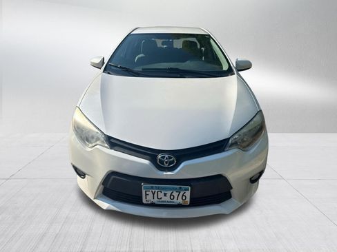Used 2014 Toyota Corolla LE FWD image 2