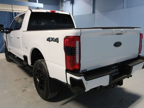 Used 2025 Ford F350 Lariat w/ Black Appearance Package image 35