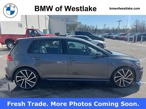 Used 2018 Volkswagen Golf R 4-Door image 6