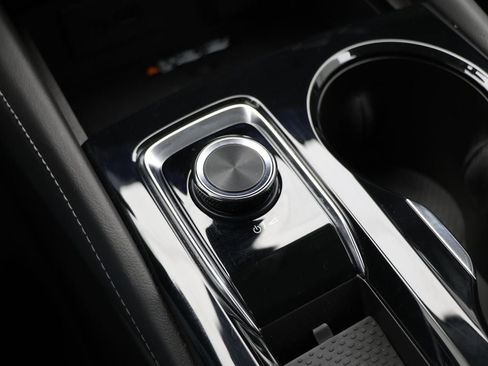 Used 2025 Buick Envision Preferred image 24