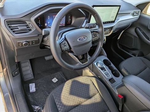 New 2025 Ford Escape Active w/ Tech Pack #1 image 3