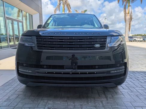 New 2026 Land Rover Range Rover Long Wheelbase SE AWD/4WD image 10