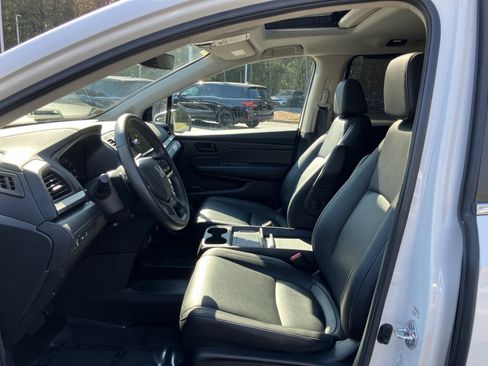 Certified 2025 Honda Odyssey EX-L image 16