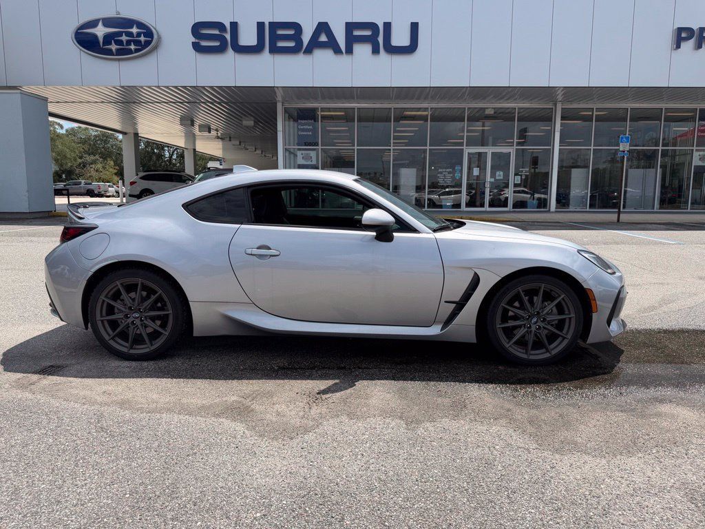 Used 2022 Subaru BRZ Limited RWD image 2
