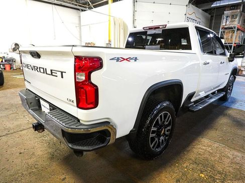 Used 2021 Chevrolet Silverado 2500 LTZ w/ LTZ Convenience Package AWD/4WD image 6