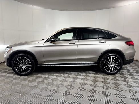 Used 2023 Mercedes-Benz GLC 300 4MATIC Coupe image 3