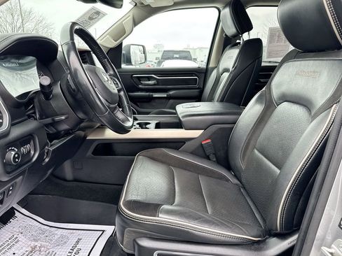 Used 2022 RAM 1500 Laramie AWD/4WD image 19