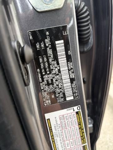 Used 2018 Toyota 4Runner SR5 Premium RWD image 29