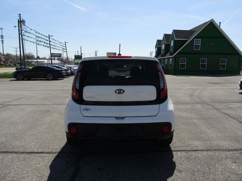 Used 2019 Kia Soul image 6
