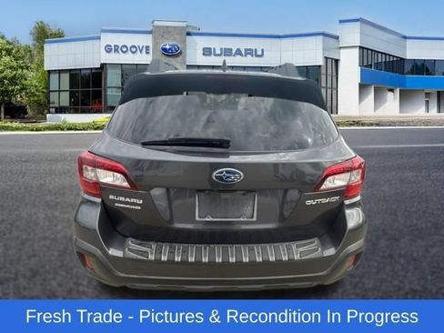 Used 2019 Subaru Outback 2.5i Limited AWD/4WD image 5