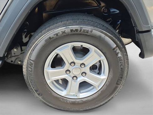 Used 2019 Jeep Wrangler Unlimited Sport S AWD/4WD image 23