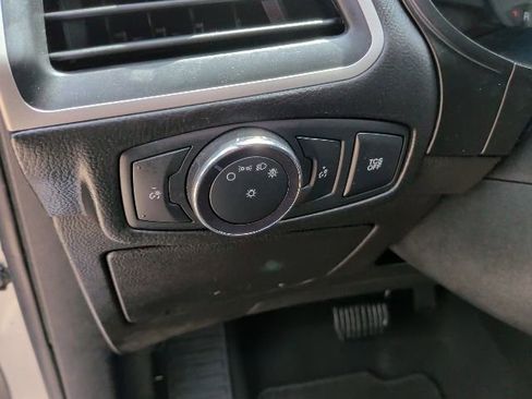 Certified 2022 Ford Edge SEL AWD/4WD image 23