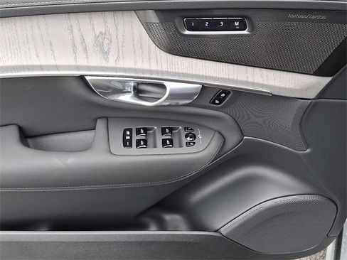 New 2026 Volvo XC90 B6 Ultra image 6