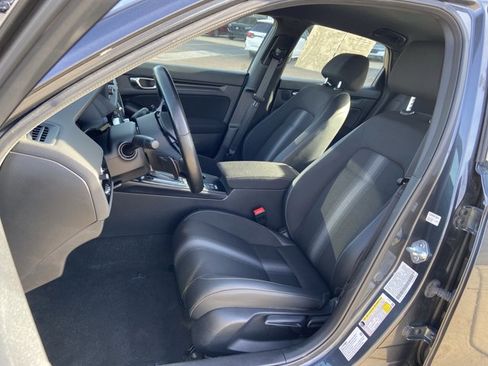 Used 2023 Honda Civic Sport image 17