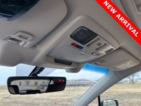 Used 2017 Subaru Outback 2.5i Touring w/ Popular Package #5A image 16