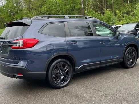 Used 2023 Subaru Ascent Onyx Edition AWD/4WD image 8