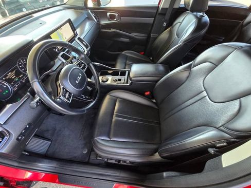 Used 2022 Kia Sorento S FWD image 21