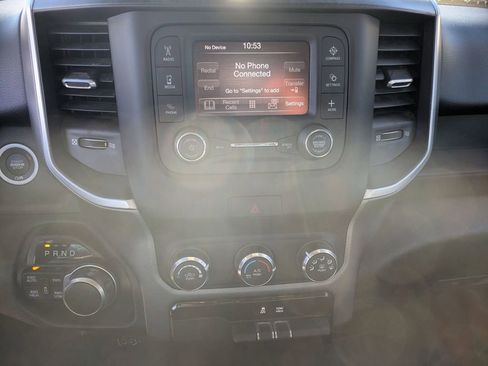 Used 2019 RAM 1500 Big Horn image 16