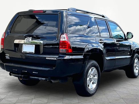 Used 2008 Toyota 4Runner SR5 RWD image 12