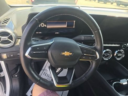 Used 2024 Chevrolet Blazer EV LT AWD/4WD image 15