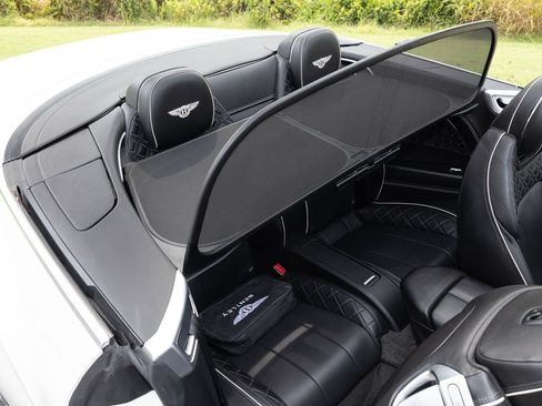 Used 2021 Bentley Continental GT V8 AWD/4WD image 57