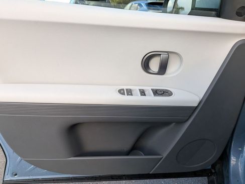 Used 2025 Hyundai Ioniq 5 SEL image 13