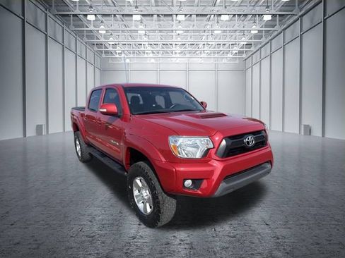 Used 2015 Toyota Tacoma 4x4 Double Cab w/ TRD Sport Package image 7