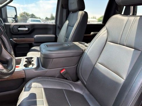 Used 2022 Chevrolet Silverado 2500 High Country AWD/4WD image 12