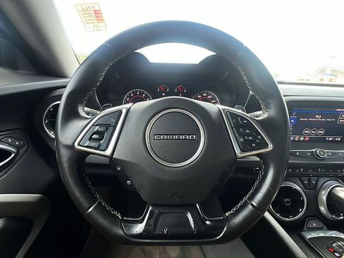 Used 2021 Chevrolet Camaro LT RWD image 11