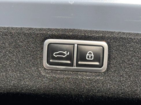 Certified 2025 Hyundai Sonata Limited image 16