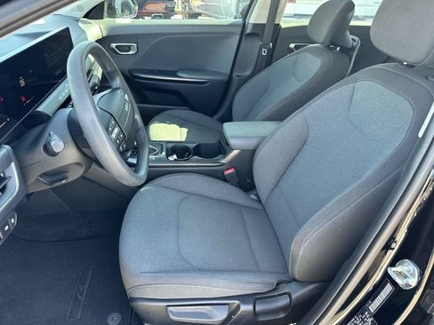 Certified 2025 Kia K4 FWD image 19