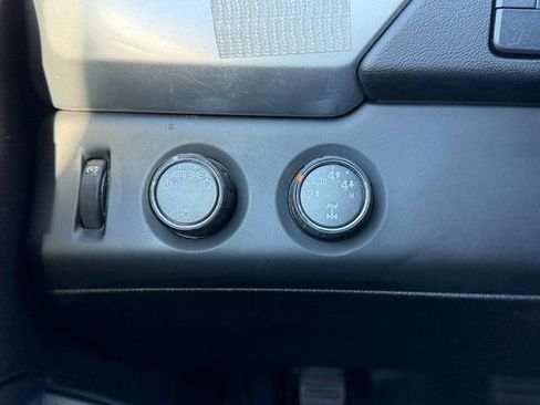 Used 2016 Chevrolet Tahoe 4WD image 25