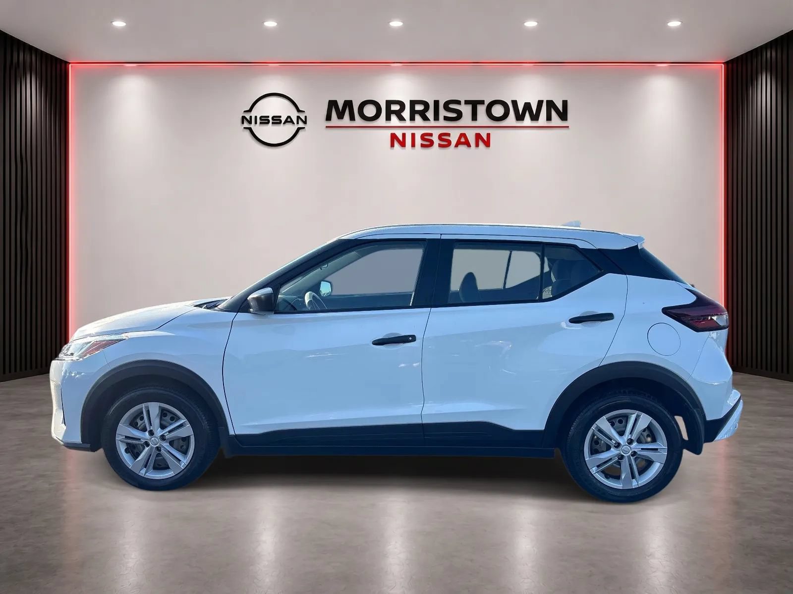 Used 2024 Nissan Kicks S FWD image 6