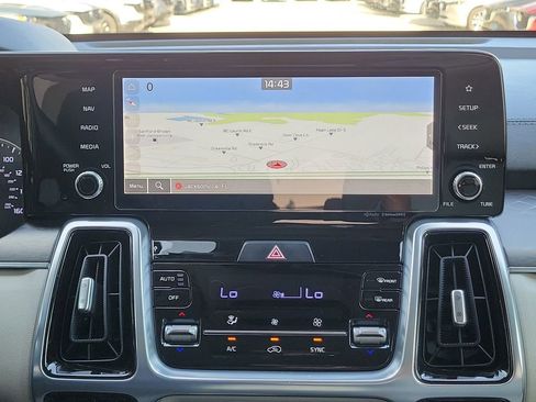 Used 2022 Kia Sorento SX image 33