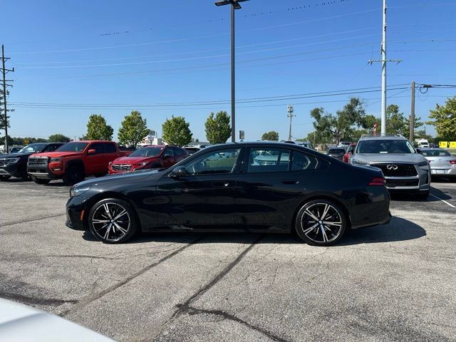 Certified 2024 BMW 530i xDrive w/ M Sport Package AWD/4WD image 4