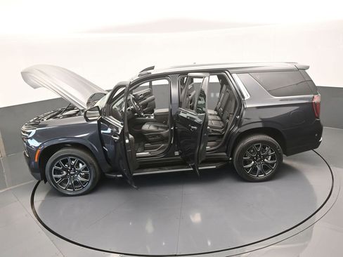 Used 2025 Chevrolet Tahoe LT image 70