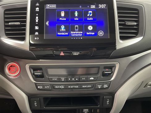 Used 2018 Honda Pilot EX-L image 17