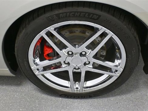 Used 2006 Chevrolet Corvette Base w/ Preferred Equipment Group image 10