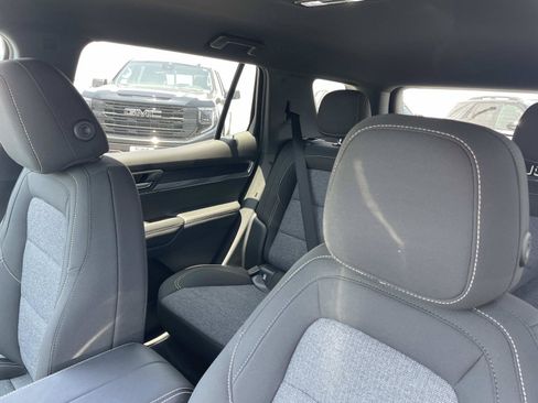 New 2026 GMC Terrain Elevation w/ Technology Package II FWD image 20