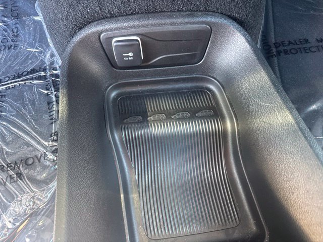 Used 2025 Chrysler Pacifica Select FWD image 22