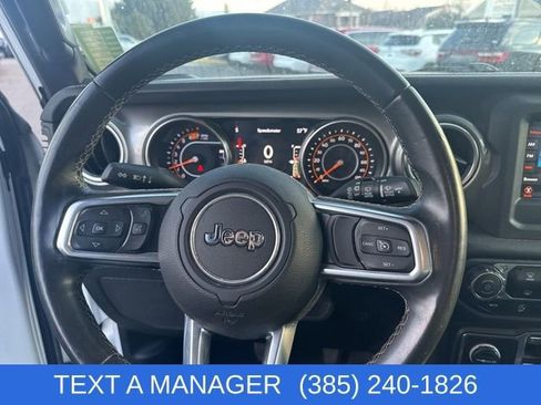 Used 2019 Jeep Wrangler Unlimited Sahara image 18