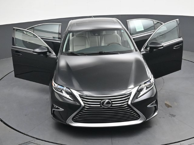 Used 2017 Lexus ES 350 w/ Premium Package FWD image 40