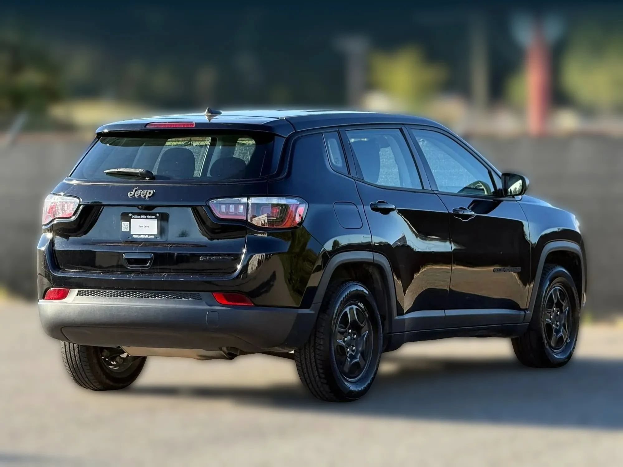 Used 2020 Jeep Compass Sport w/ Tech Group FWD image 9