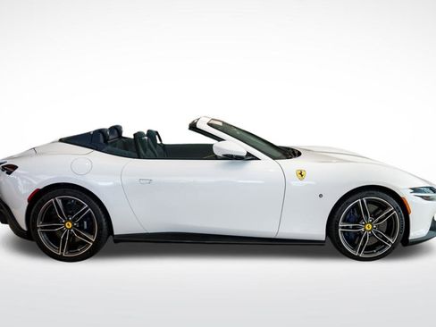 Used 2024 Ferrari Roma Spider image 6