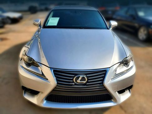 Used 2016 Lexus IS 200t RWD image 8