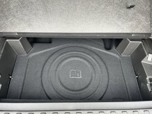 Used 2023 Chevrolet Equinox LT w/ LPO, Floor Liner Package image 12