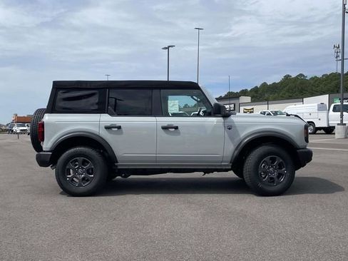 New 2026 Ford Bronco Big Bend AWD/4WD image 2